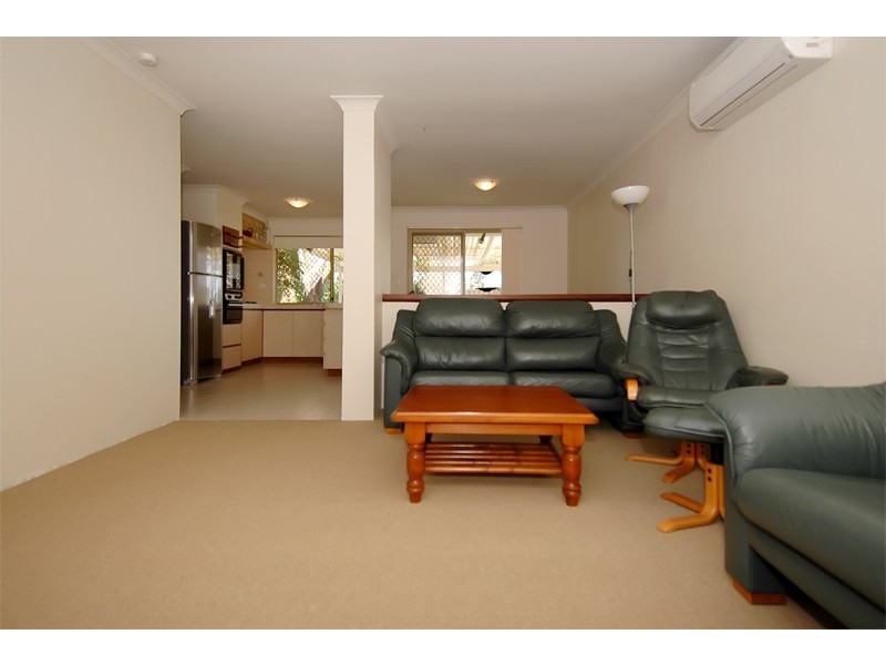 7C Carinda Place, Alexander Heights WA 6064