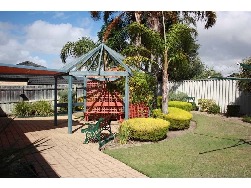 56 Mangrove Circuit, Banksia Grove WA 6031