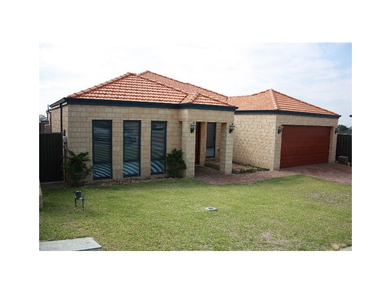 33 Anastasio Avenue, Landsdale WA 6065