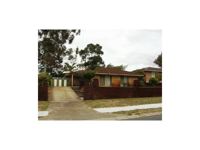 48 Salcott Rd, Girrawheen WA 6064
