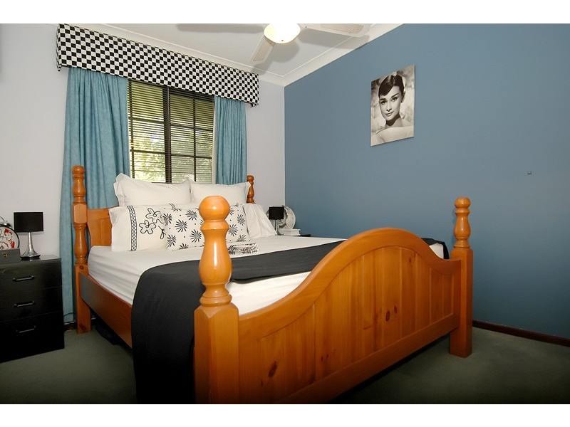 63 Parkview Drive, Ballajura WA 6066