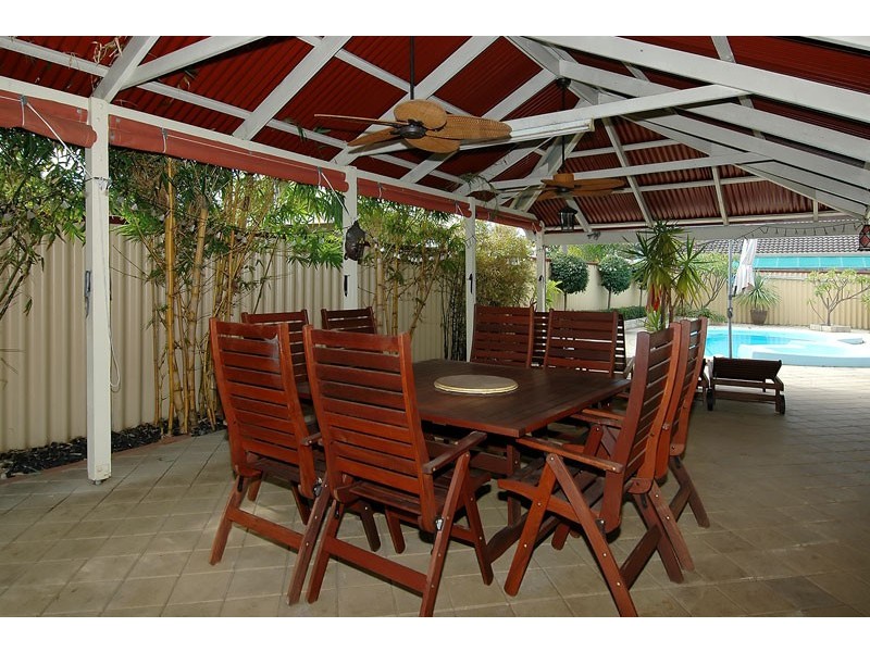 63 Parkview Drive, Ballajura WA 6066