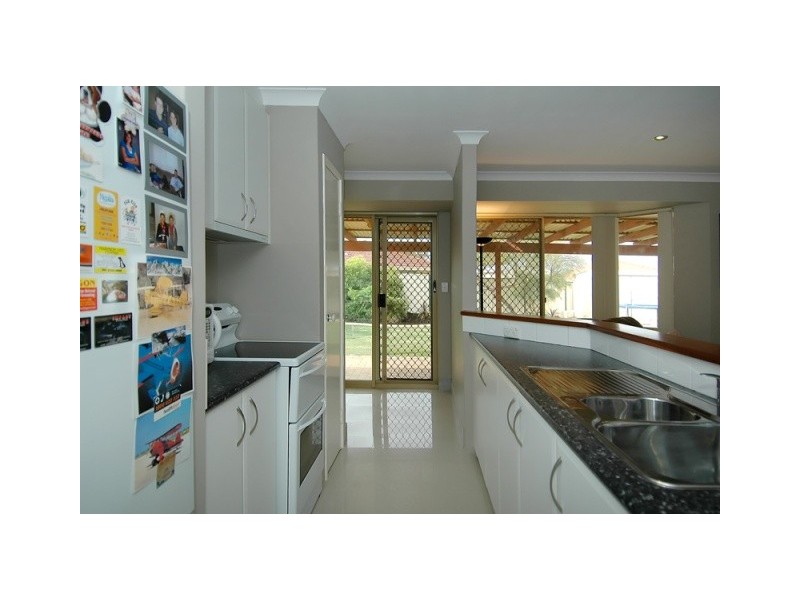 4B Cradle Close, Alexander Heights WA 6064