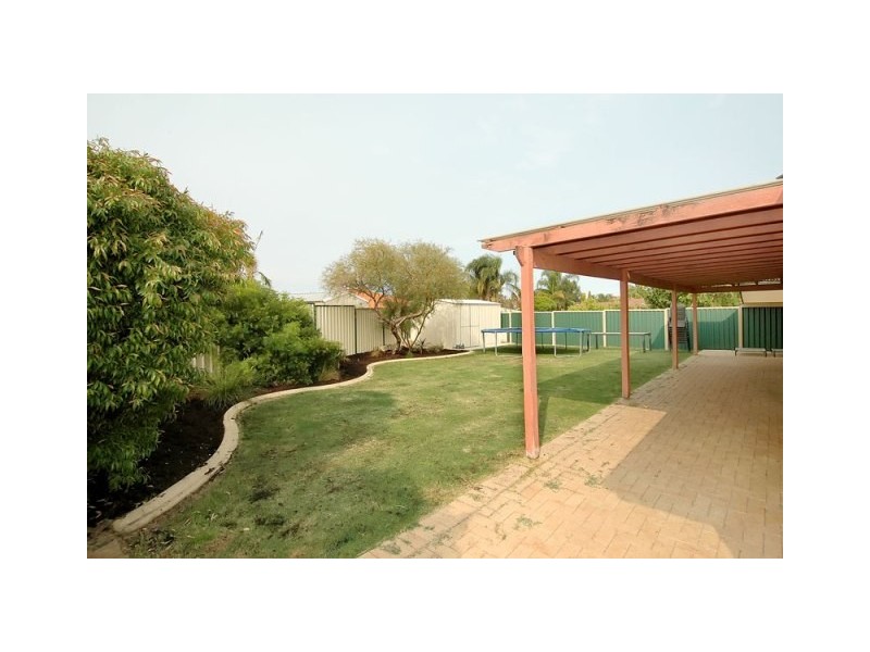 4B Cradle Close, Alexander Heights WA 6064