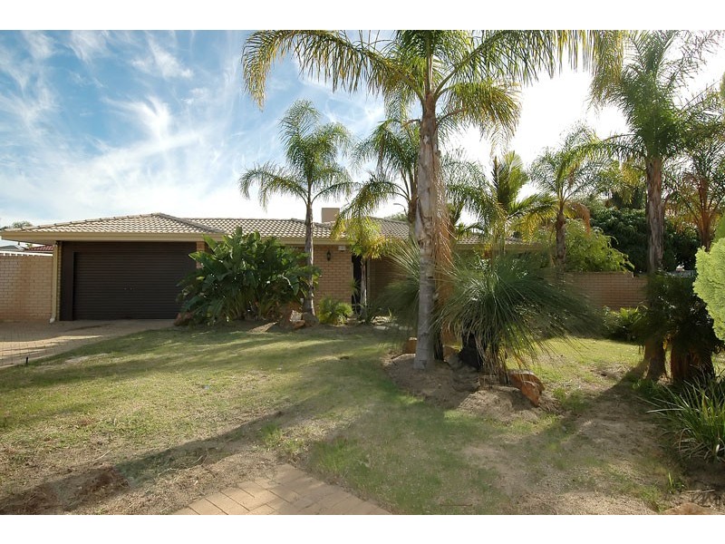 7 Salacia Court, Alexander Heights WA 6064