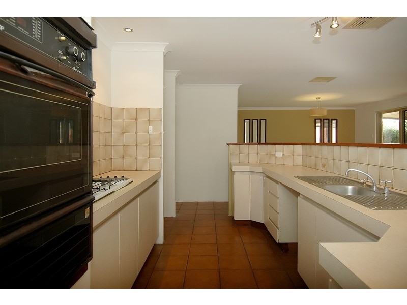 7 Salacia Court, Alexander Heights WA 6064