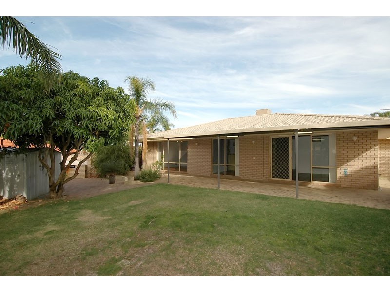 7 Salacia Court, Alexander Heights WA 6064