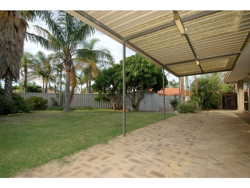 7 Salacia Court, Alexander Heights WA 6064