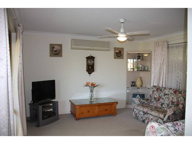 72 WOODWARD CIRCLE, Marangaroo WA 6064