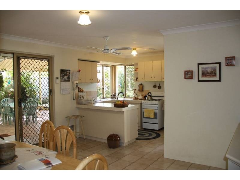 72 WOODWARD CIRCLE, Marangaroo WA 6064