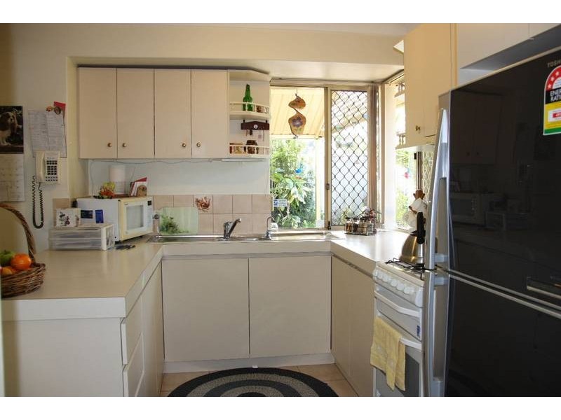 72 WOODWARD CIRCLE, Marangaroo WA 6064