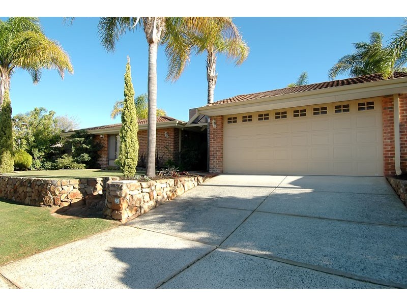 23 Glenbrook Drive, Ballajura WA 6066