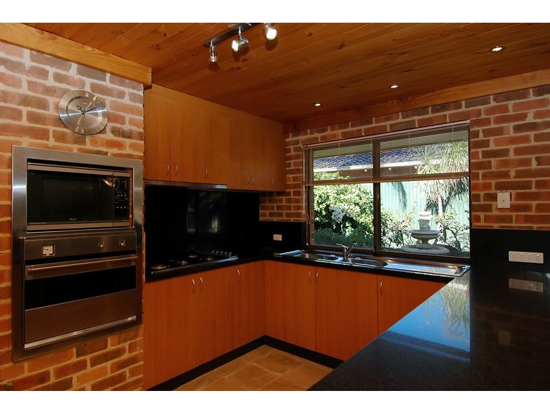 23 Glenbrook Drive, Ballajura WA 6066