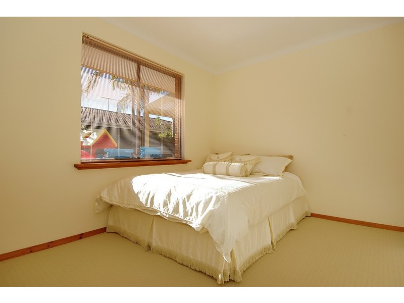 23 Glenbrook Drive, Ballajura WA 6066