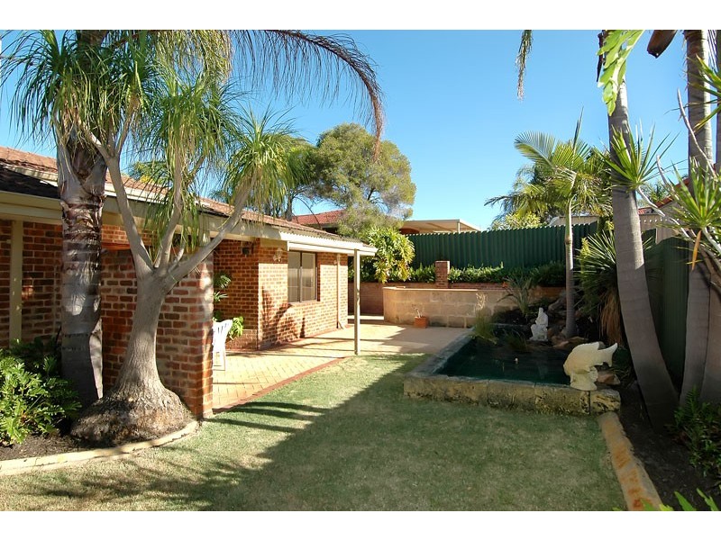 23 Glenbrook Drive, Ballajura WA 6066