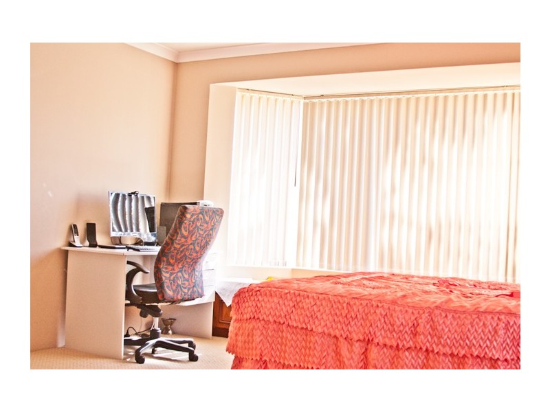 21 Desault Cove, Ballajura WA 6066