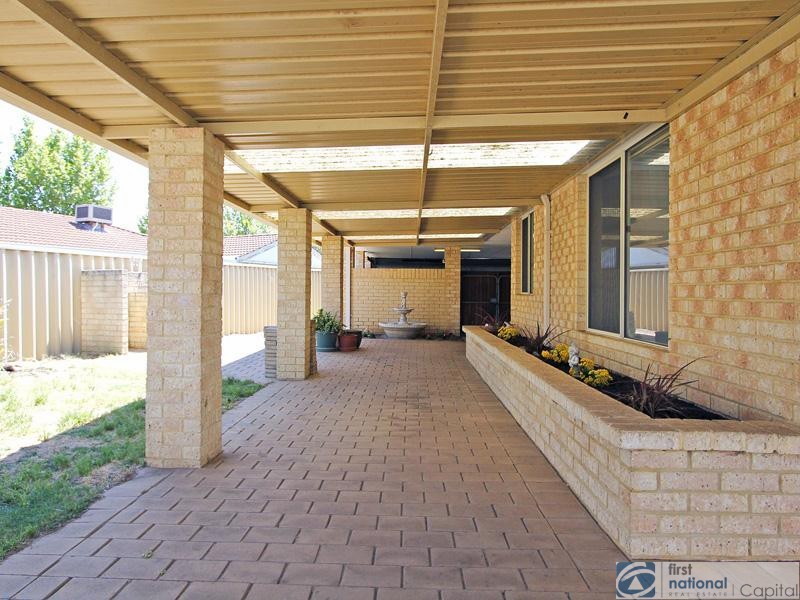 21 Desault Cove, Ballajura WA 6066