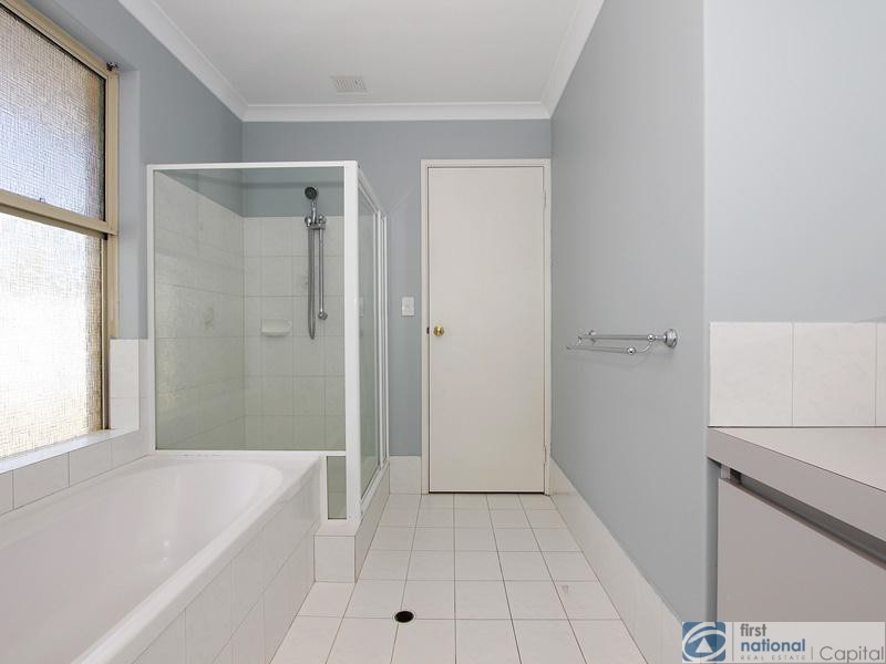 21 Desault Cove, Ballajura WA 6066