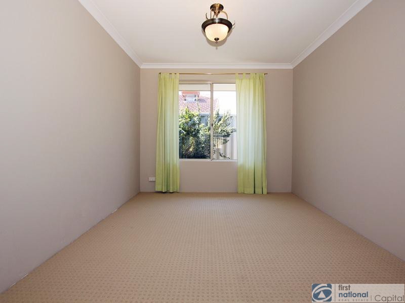 21 Desault Cove, Ballajura WA 6066