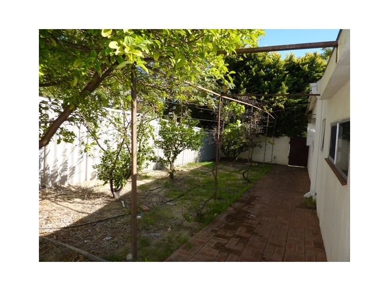 9 Wills Street, Bayswater WA 6053