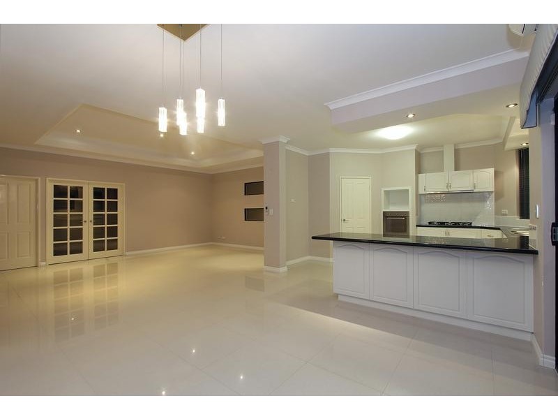 25 Whitehart Ent, Aveley WA 6069