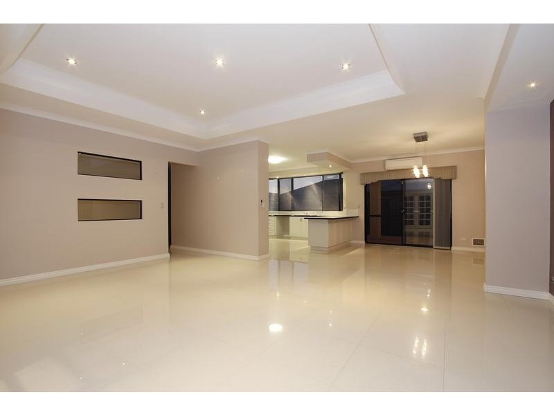 25 Whitehart Ent, Aveley WA 6069