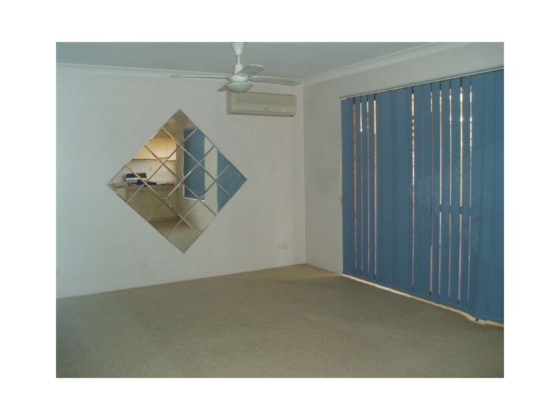 2/105 Pola Street, Dianella WA 6059