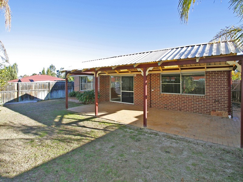 15 Millstream Grove, Ellenbrook WA 6069
