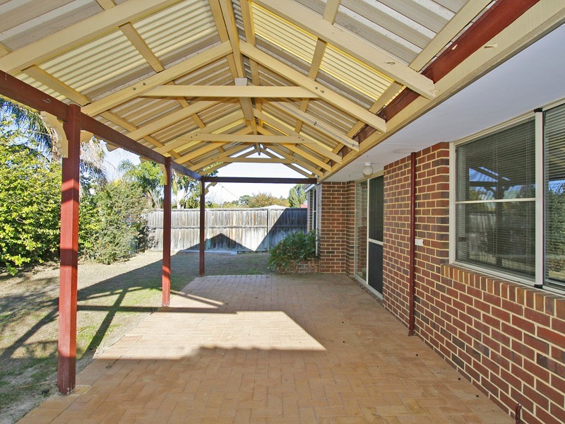 15 Millstream Grove, Ellenbrook WA 6069