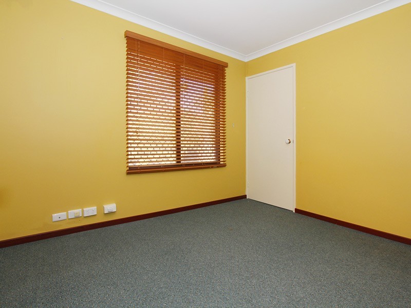 19 Bradbury Place, Alexander Heights WA 6064