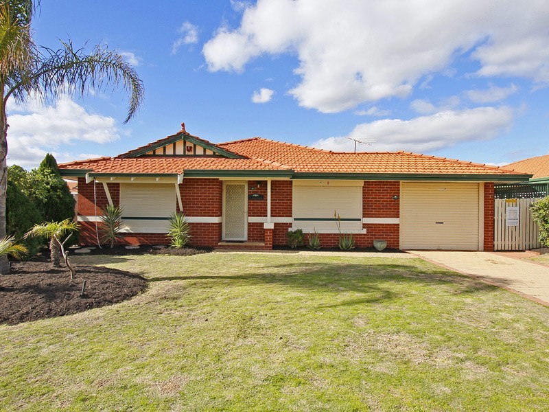 24 Tabubil Gardens, Ballajura WA 6066