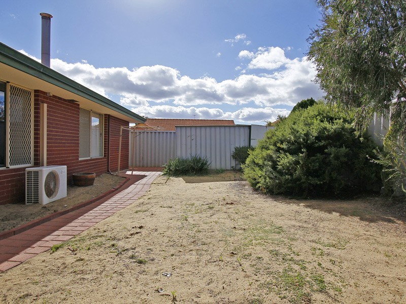 24 Tabubil Gardens, Ballajura WA 6066