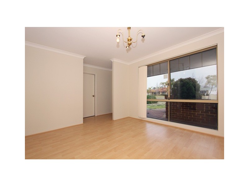 105 Giralia Parkway, Ballajura WA 6066