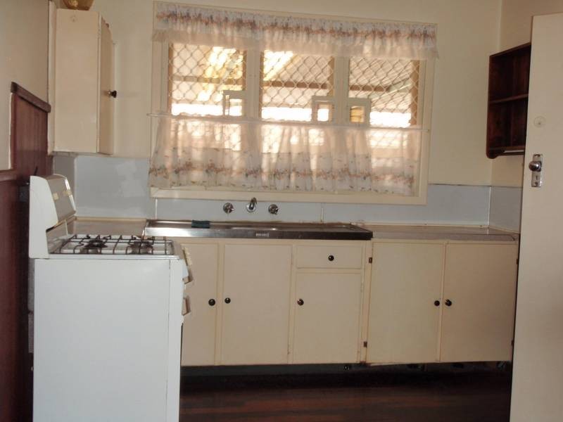 6 Garnett Place, Balga WA 6061