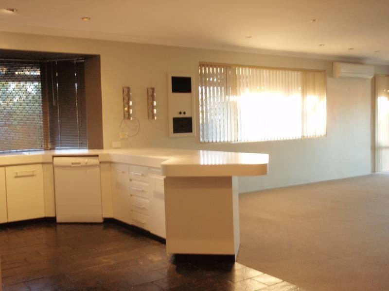 47 Jacana Pde, Ballajura WA 6066