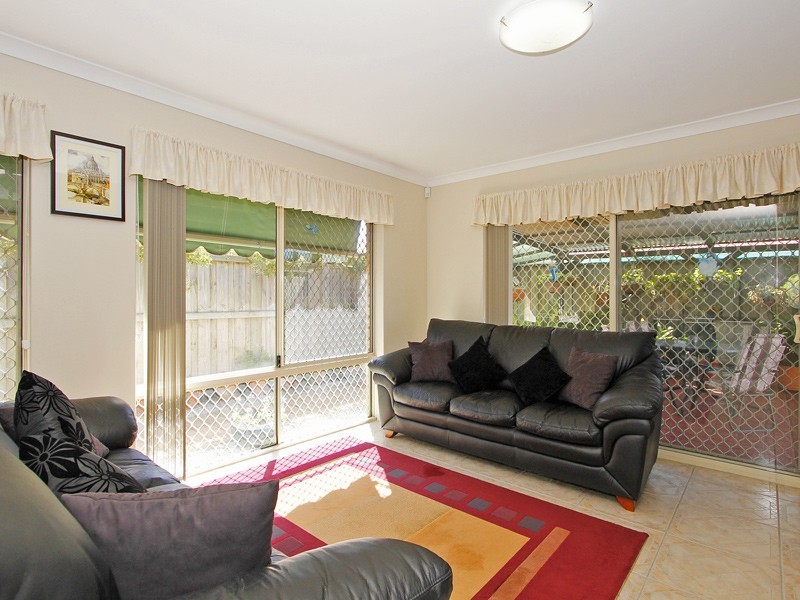 24 Daintree Loop, Ellenbrook WA 6069