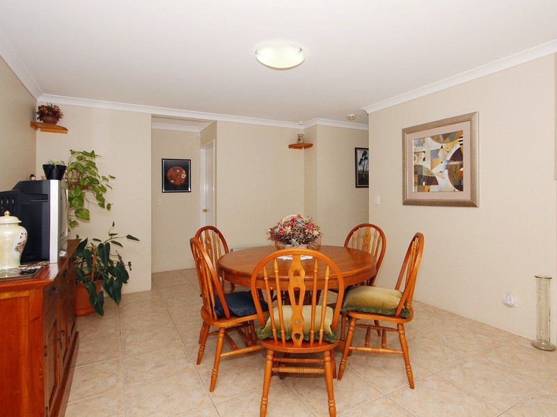 24 Daintree Loop, Ellenbrook WA 6069