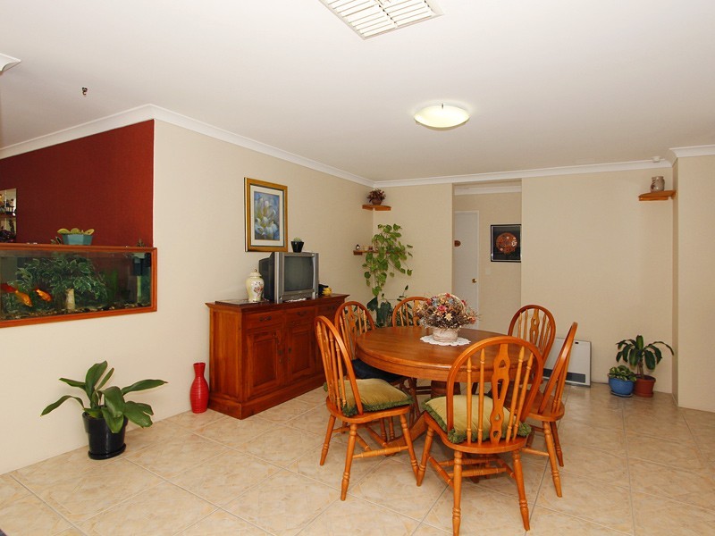 24 Daintree Loop, Ellenbrook WA 6069