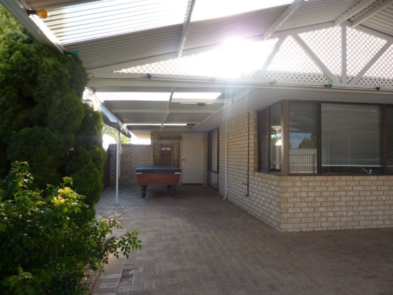 58 Regent Drive, Alexander Heights WA 6064