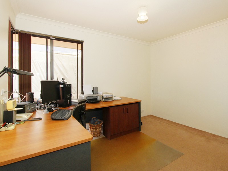 12 Rosebury Avenue, Alexander Heights WA 6064