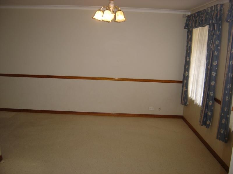 17 Rosebank Gardens, Alexander Heights WA 6064