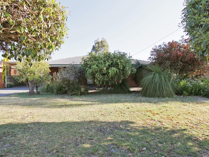 13 Alderhurst Crescent, Bayswater WA 6053