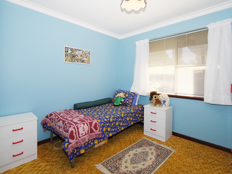 13 Alderhurst Crescent, Bayswater WA 6053