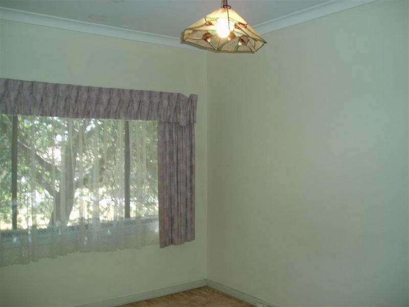 14 Poynings Street, Westminster WA 6061