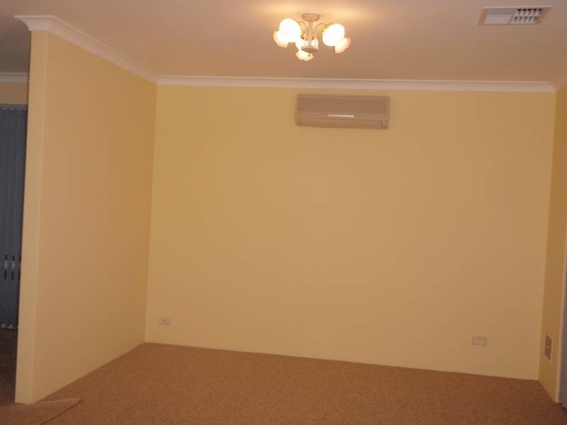 15 Pleasant Mews, Marangaroo WA 6064