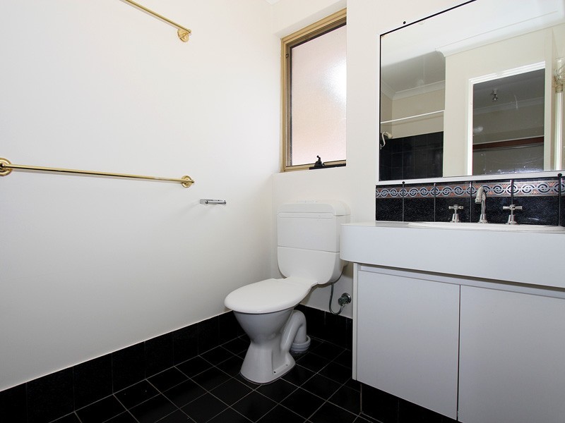 1 Weebo Place, Ballajura WA 6066