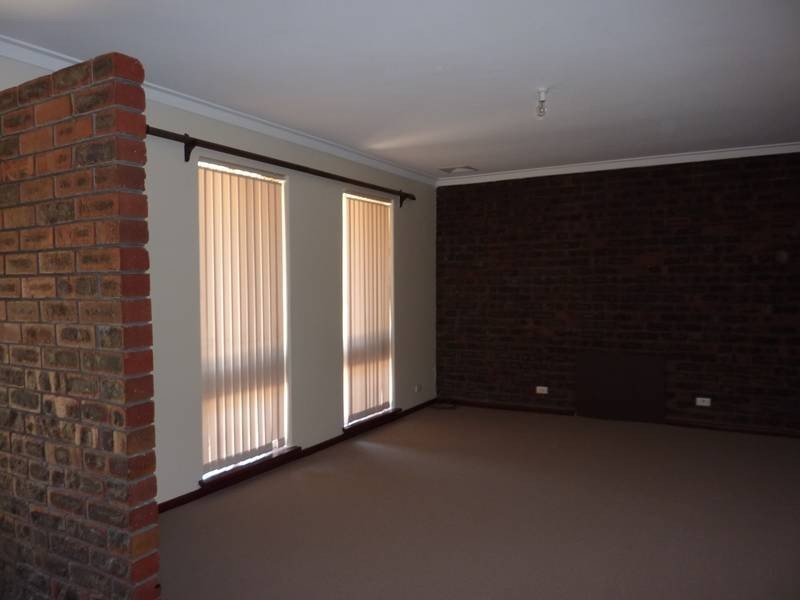 20 Topeka Place, Wanneroo WA 6065