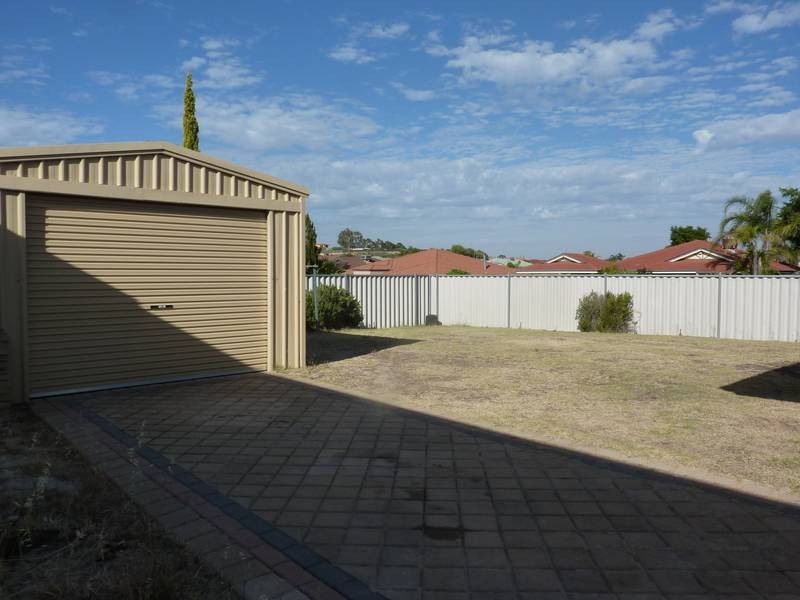 2 Woodroffe Place, Alexander Heights WA 6064