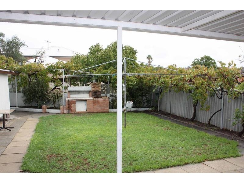 21 Bourke Street, Yokine WA 6060