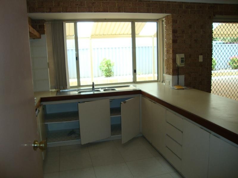 58 Westgate Way, Marangaroo WA 6064